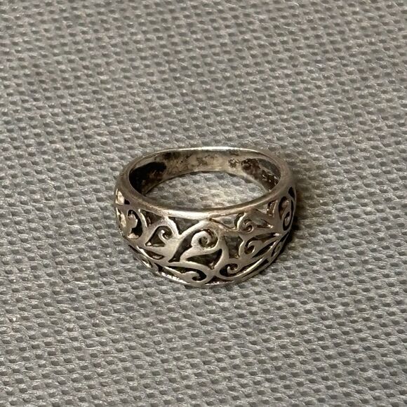Vintage Ring 25 Sterling Silver Filigree Scroll Openwork Band Ring Size 6 - Picture 6 of 8